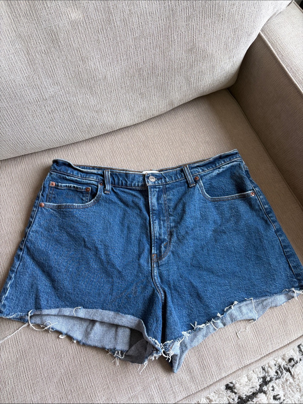 Abercrombie & Fitch Raw-Hem High-Rise Denim Shorts in Blue
